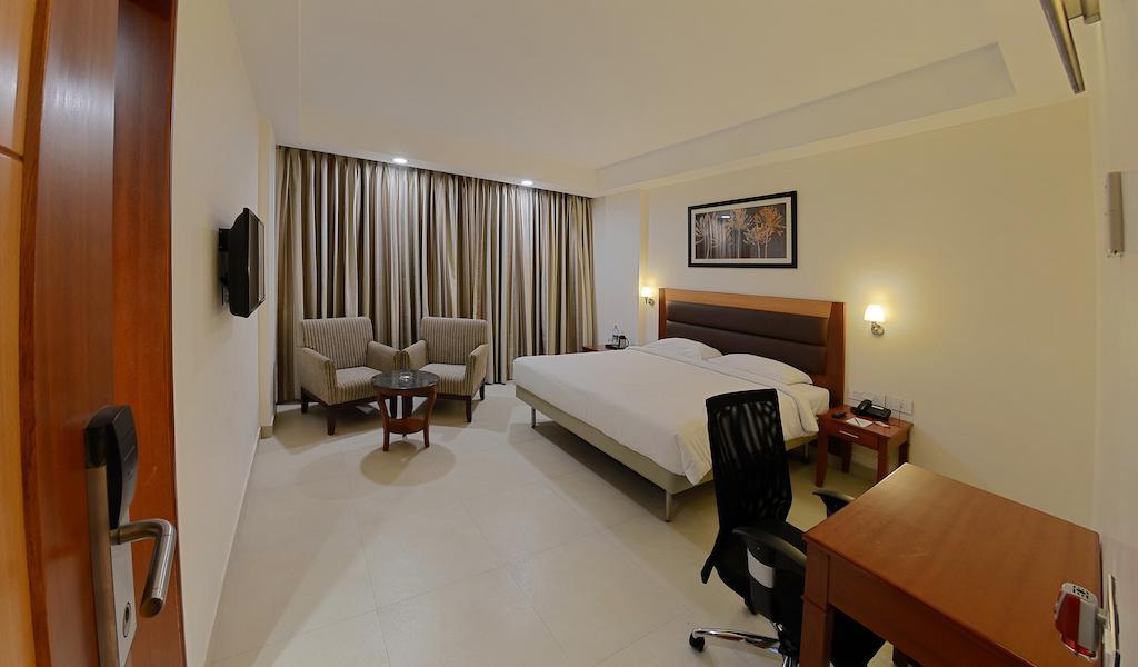 Hotel Poppys Anukula Residencia Vellore Habitación foto